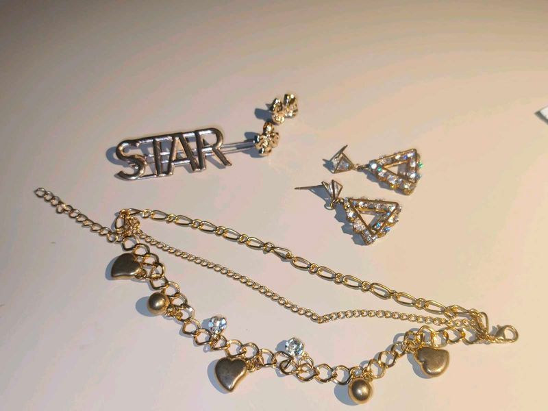 Gold set (Bracelet, bow earrings, stone