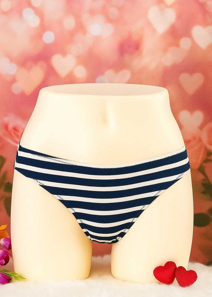 🇳🇿💫♥️ Striped Imported Bottom Wear