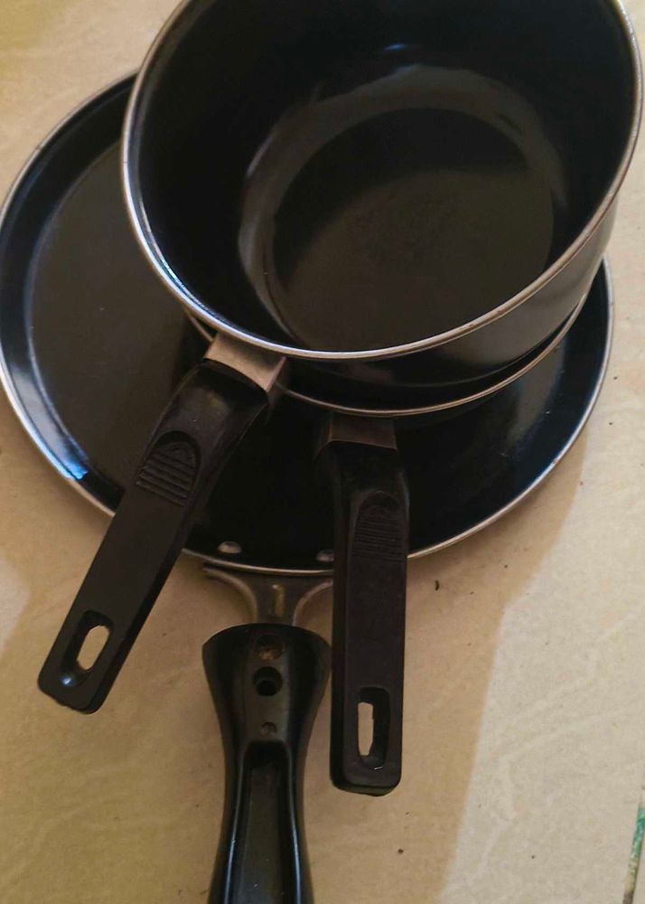 3 Fry Pans