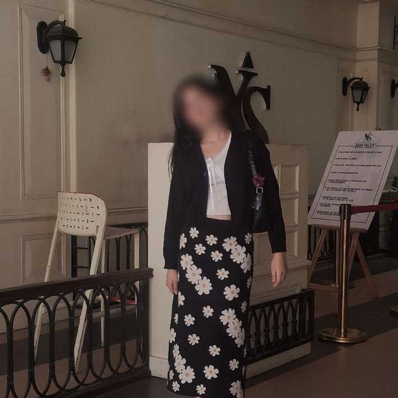 Daisy Print Midi Skirt