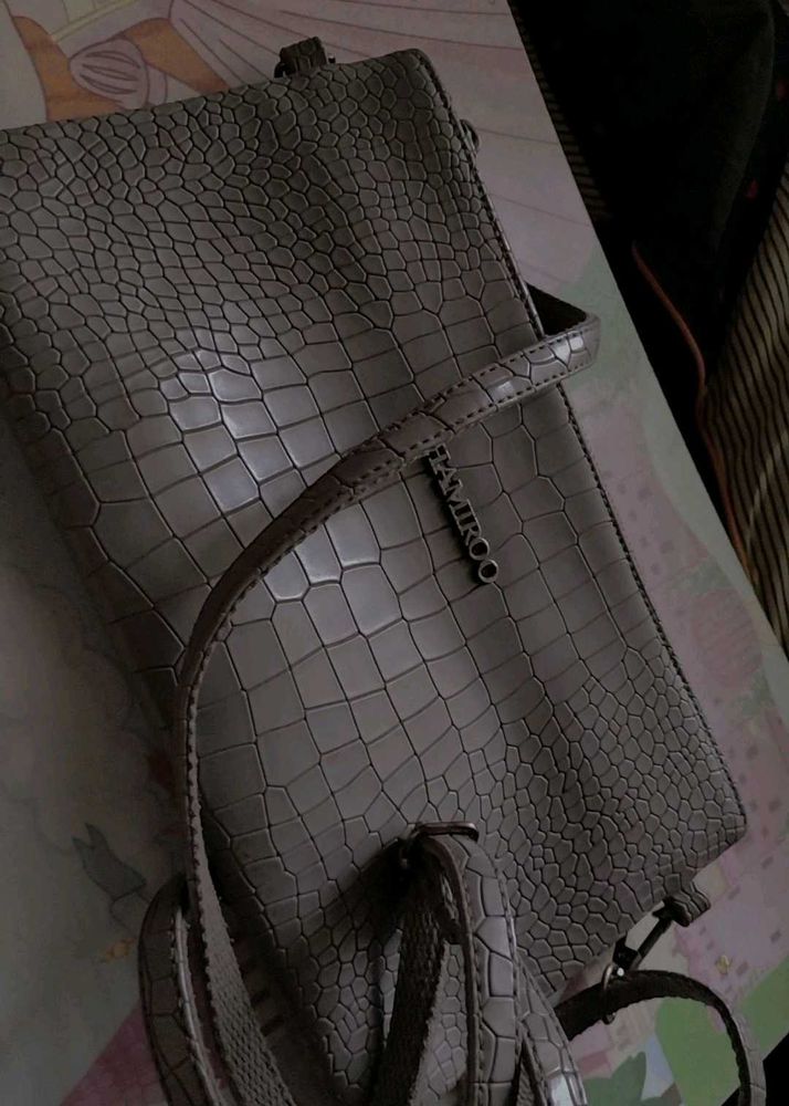 Sling Bag