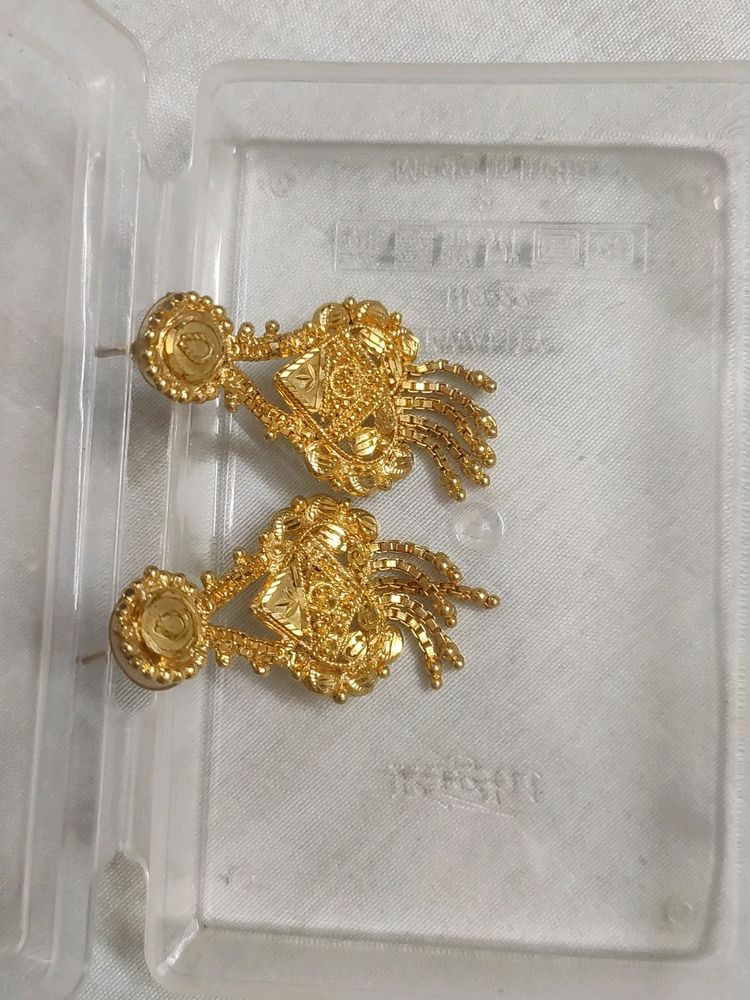One Gram Gold Polished Earrings