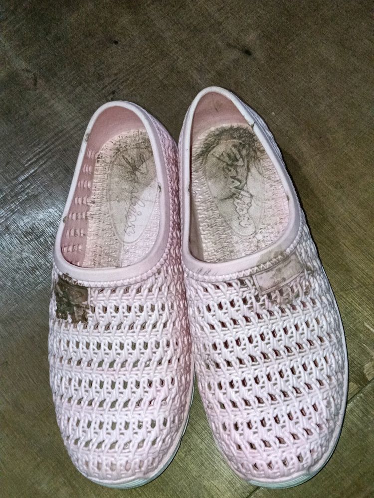 Pink colour girls shoes