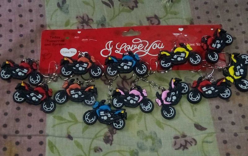Excellent Brand New Bike Keychain Set