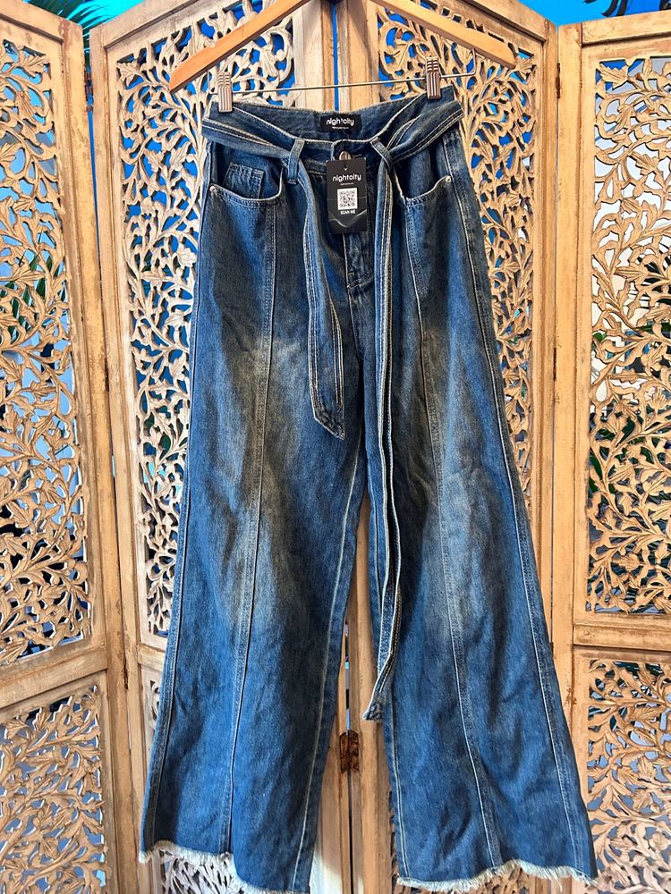 NWT Ultra Soft Jeans With Belt