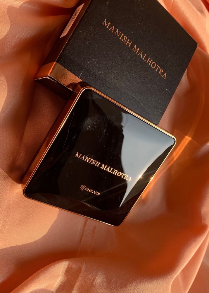 Myglamm Manish Malhotra 9 in 1 Eyeshadow Palette