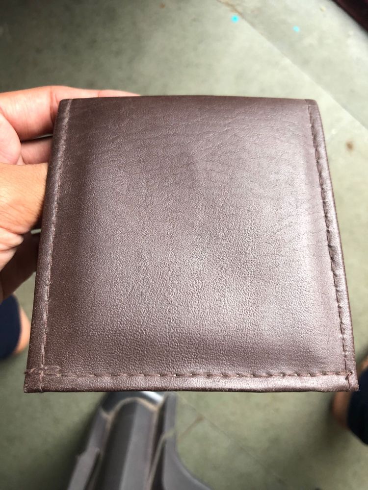 Fancy Men Brown Slim Wallet With A Surprise Gift