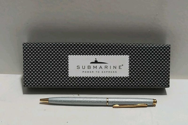 Submarine Pen