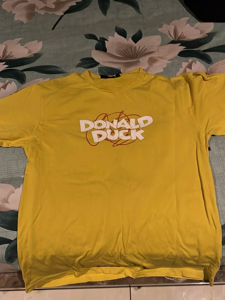 Donald Duck Graphic Tee