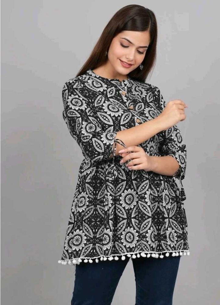 Women Printed Top