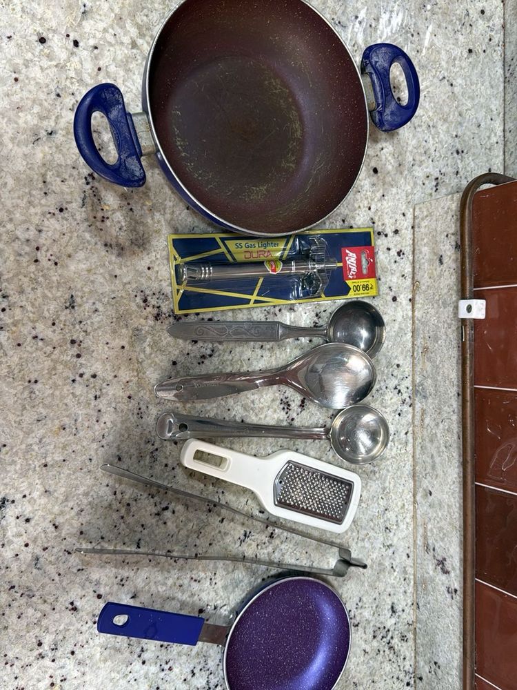 Used Kitchen Utensil Set