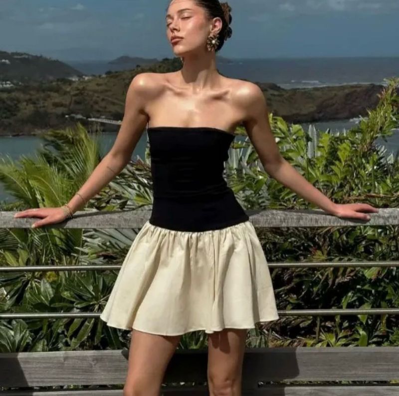 Chic Strapless Mini Dress