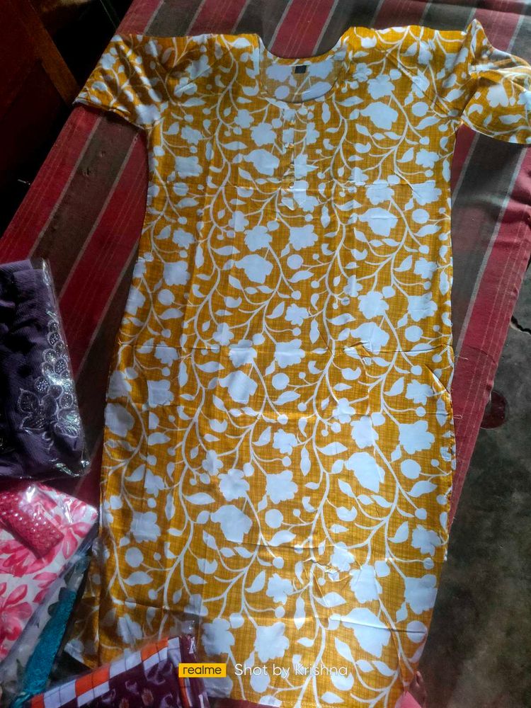 Floral Print Kurta For Single Peice 300/-