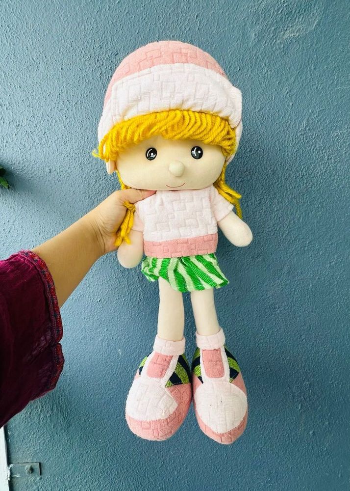🎀 Cute Plush Doll