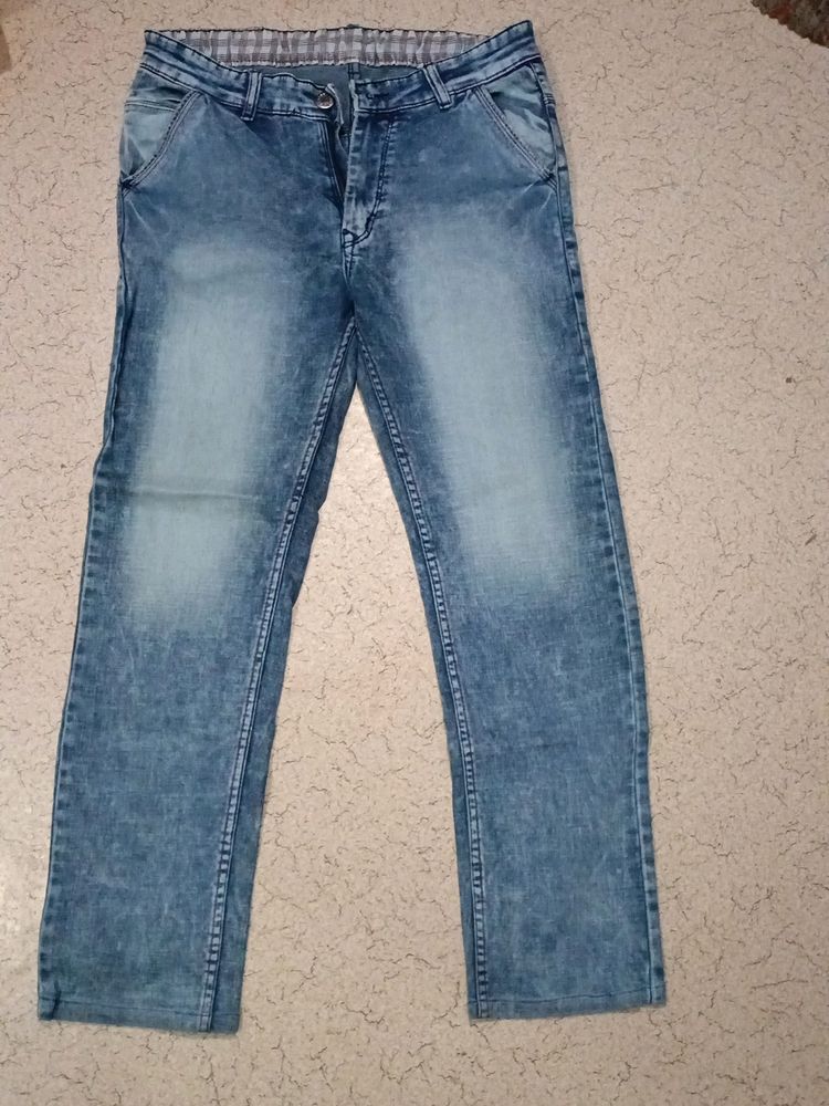 New And Au some Jeans (Straight Look)