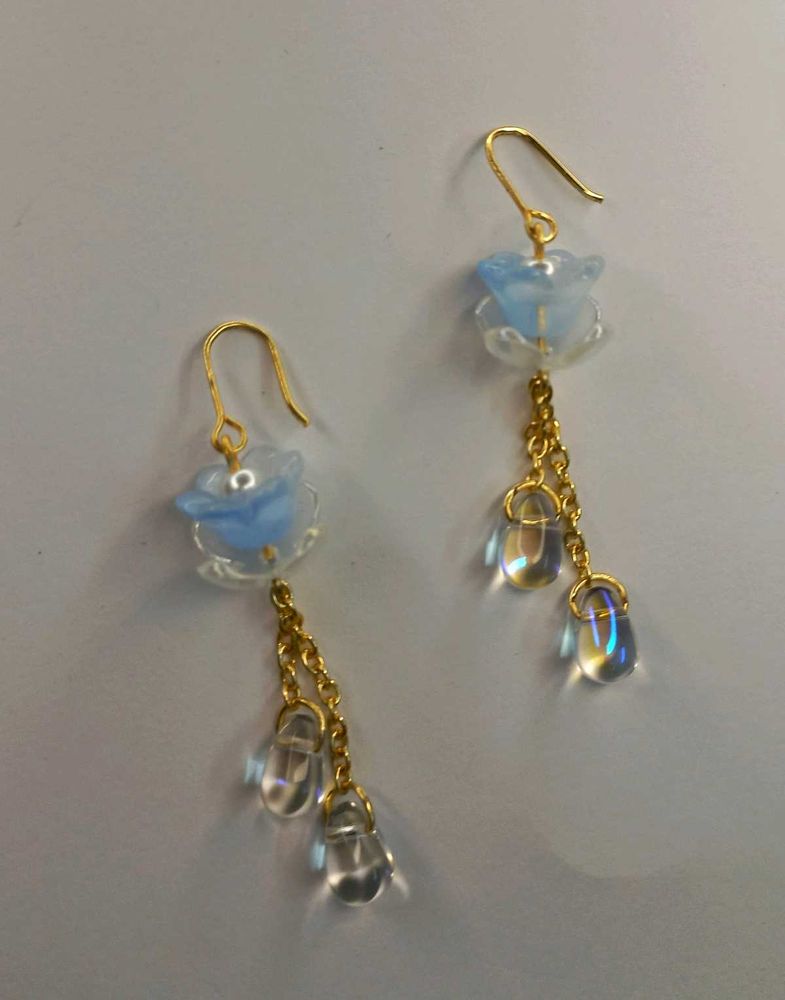 🌸 Elegant Blue Blossom Handmade Earrings 🌸