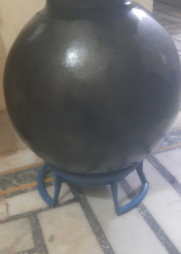 Kali Mitti Matka
