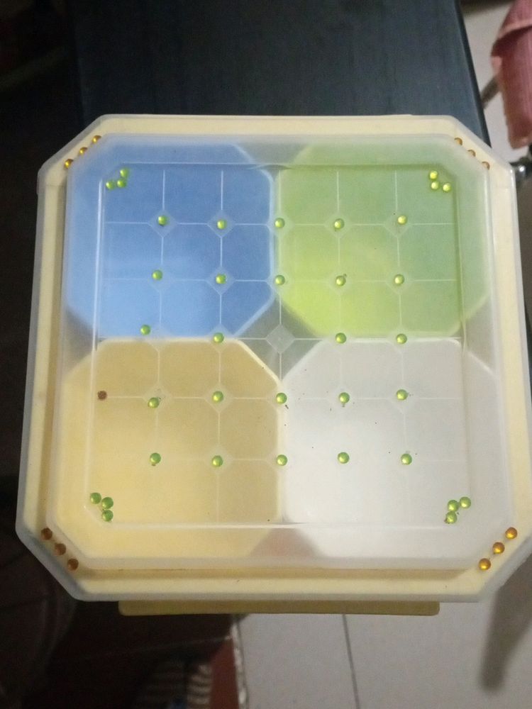 Snacks Storage And Server
