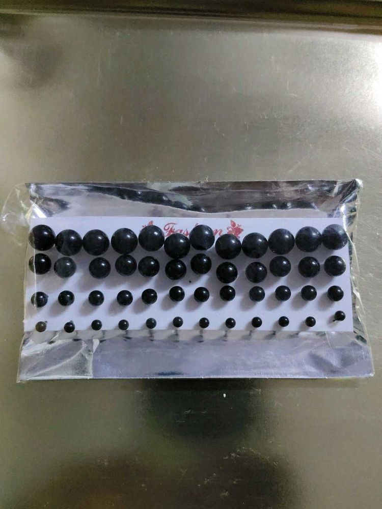 Stud Earring Set - Black