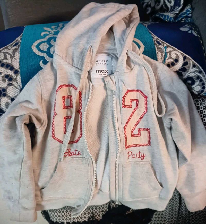 Unisex Sweatshirt For Kids 3-4 Years