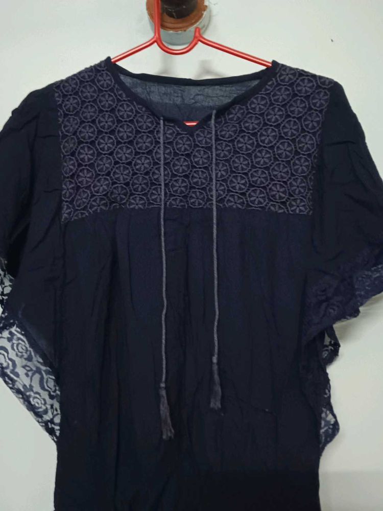 Navy Blue Top 🤩