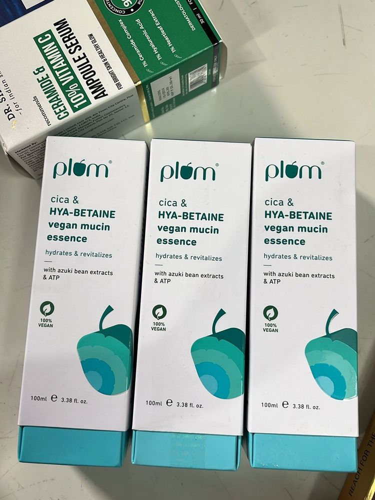 Plum Vegan Mucin Essence Face