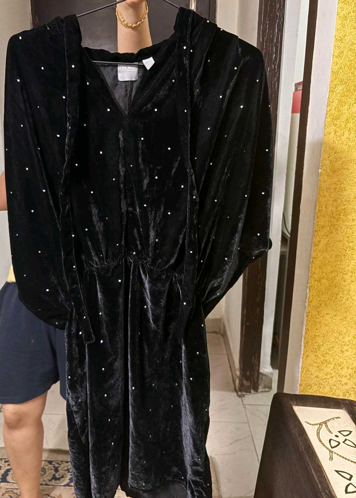 Elegant Black Velvet Dress