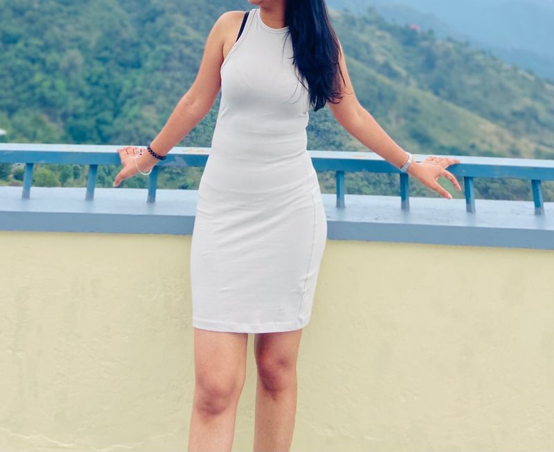 H&amp;M Beige Bodycone Dress