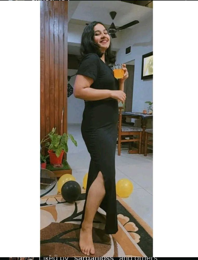 (SALE) Black Midi Dress