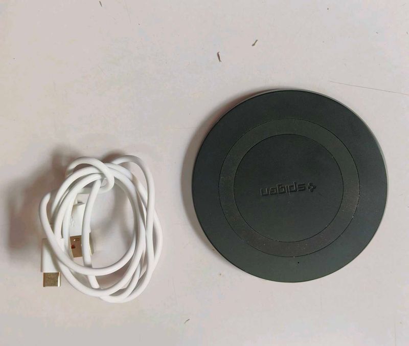 Spigen Wireless Charger
