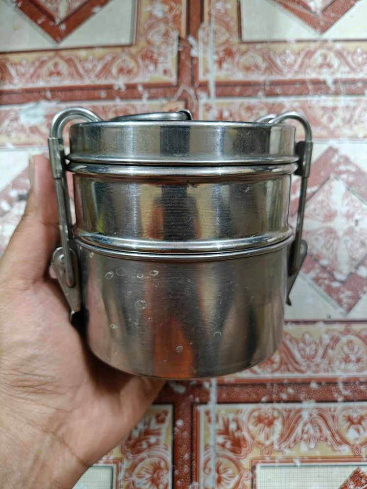 Tiffin Stainless