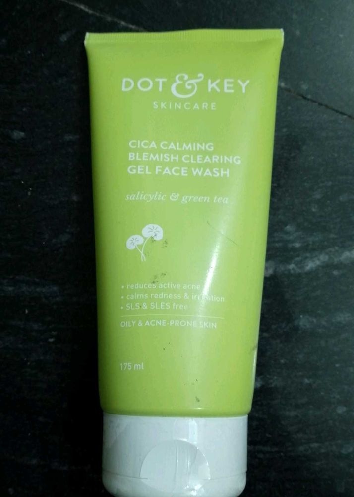 Dot And Key Facewash