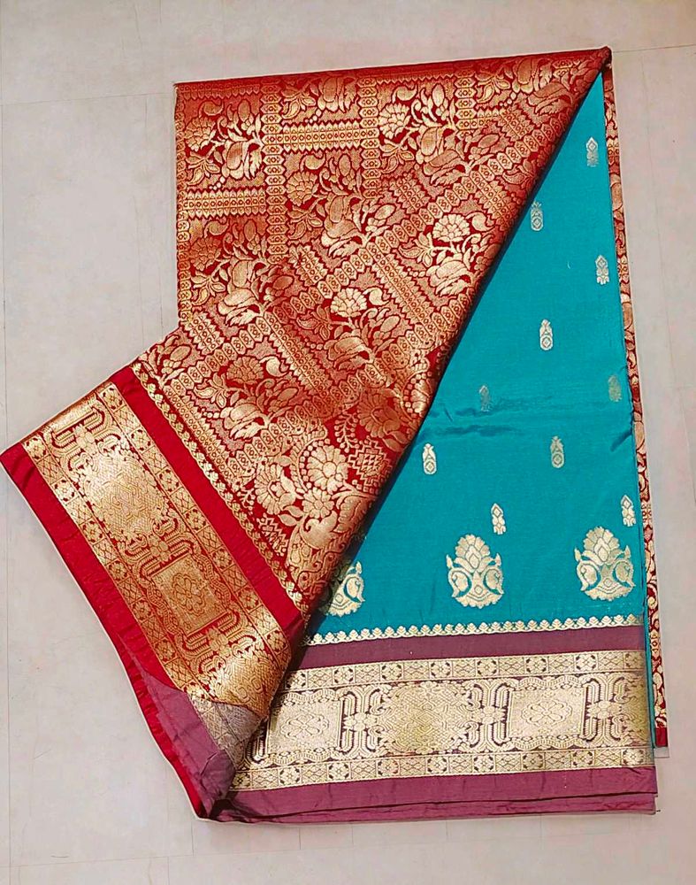 Elegant Red &amp; Turquoise Saree