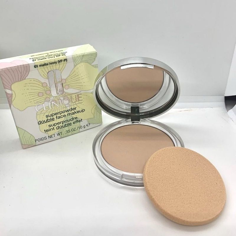 Clinique Superpowder Compact