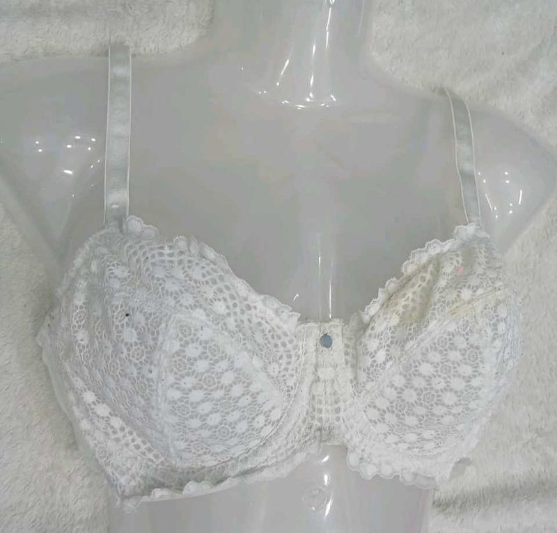 36 D Bra Look