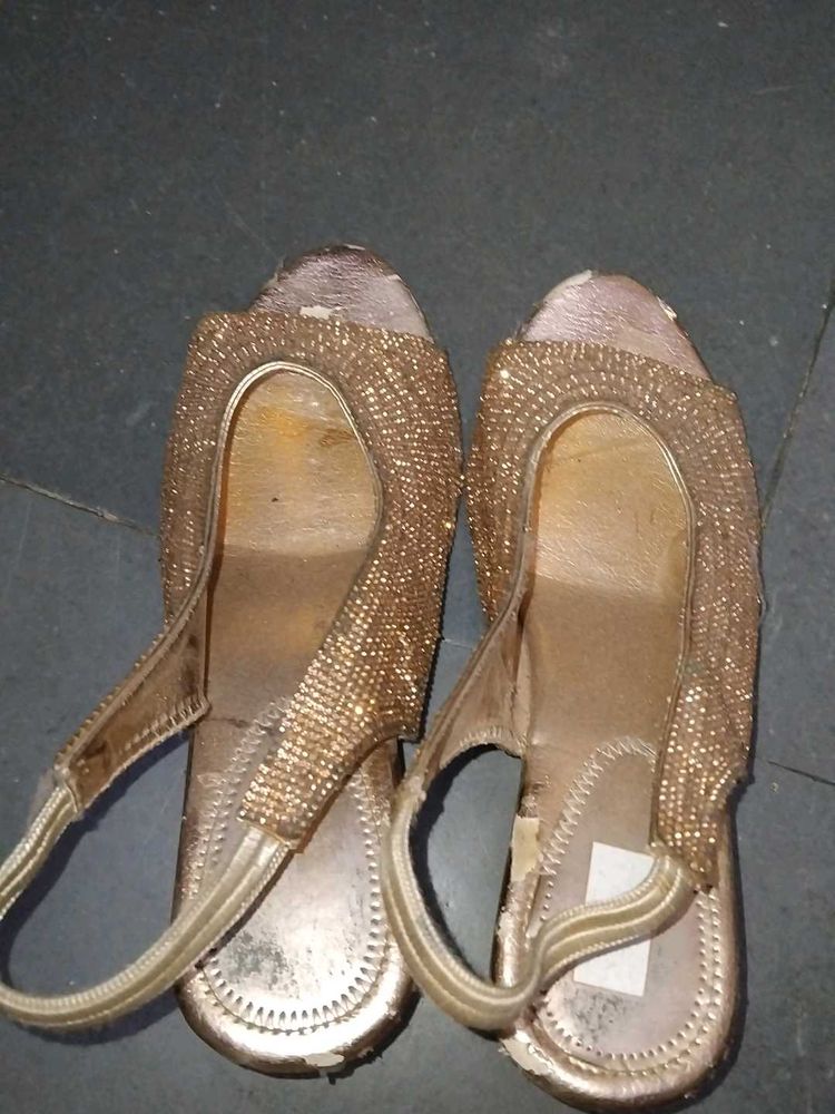 👠 Heels