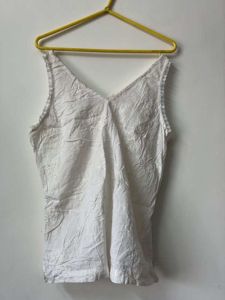 V Neck Embroidery Top