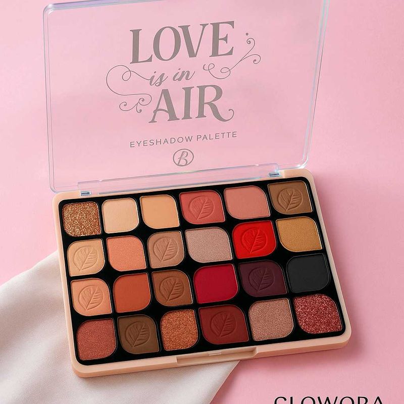 Glowora Eyeshadow Palette