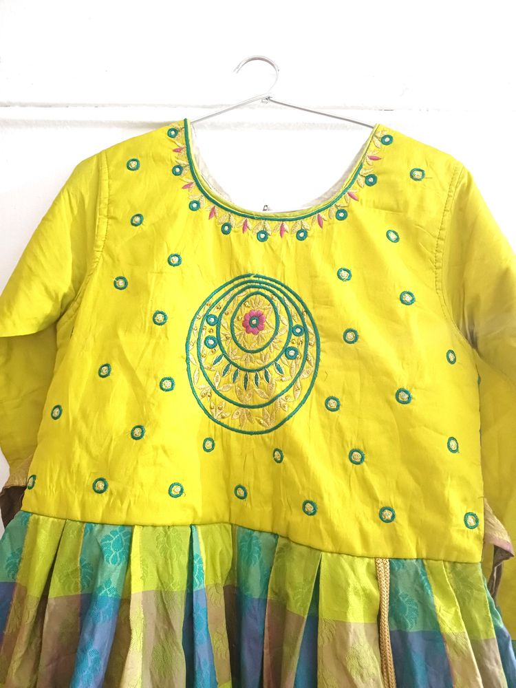 😍 Pretty Silk Long Kurta