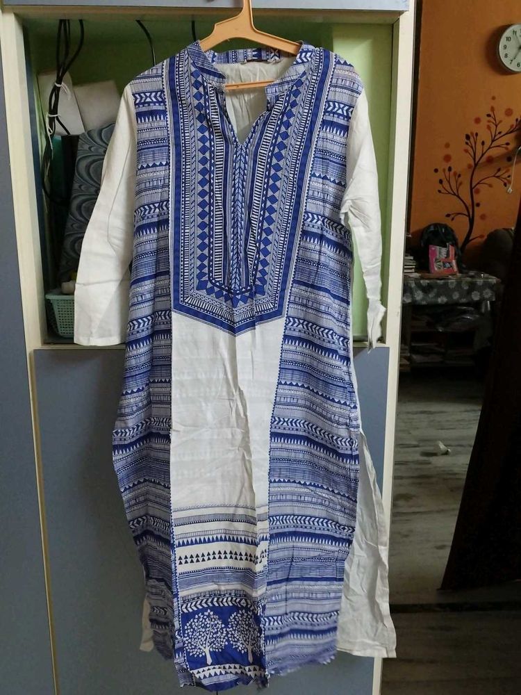 Avaasa White Kurti XXL Size