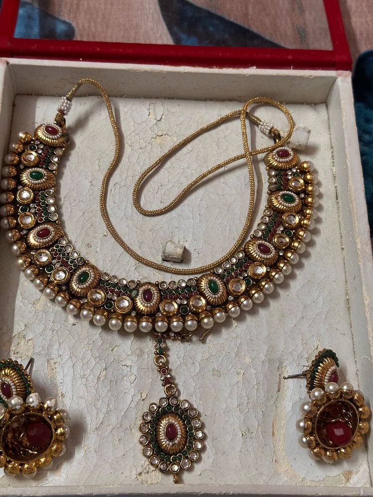 Nacklace Set