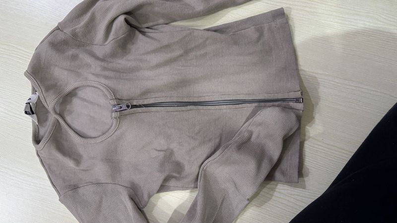 Front cut out zipper top