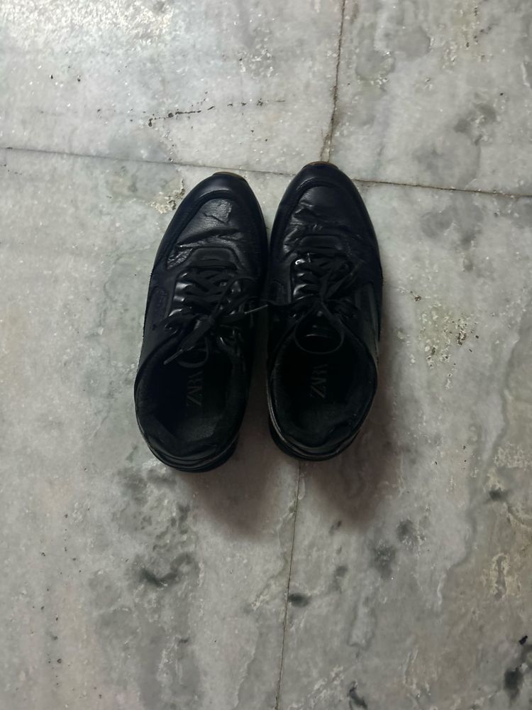 Zara Black Shoes