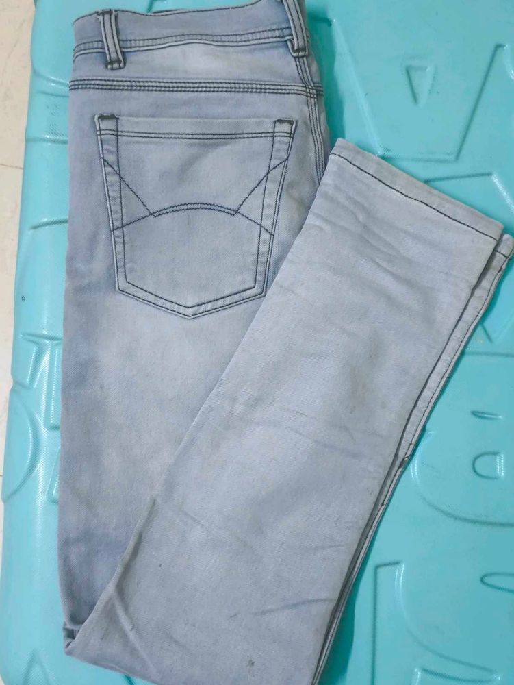 Light Wash Denim Jeans