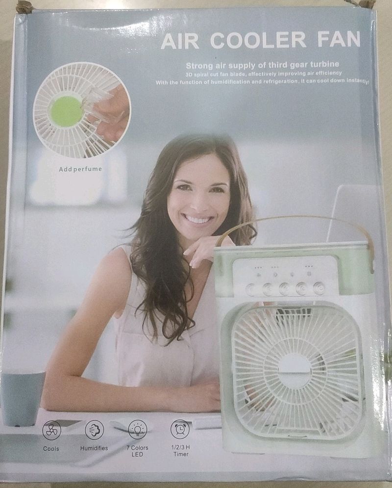 pORTABLE MINI AIR COOLER FAN