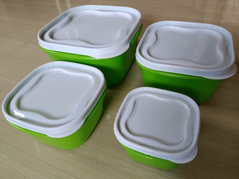 🆕 Set of 4 Storage Container