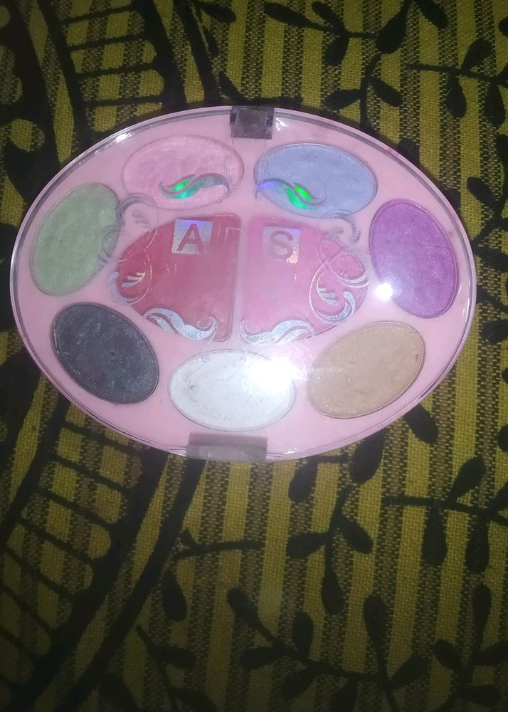 Make-up Kit