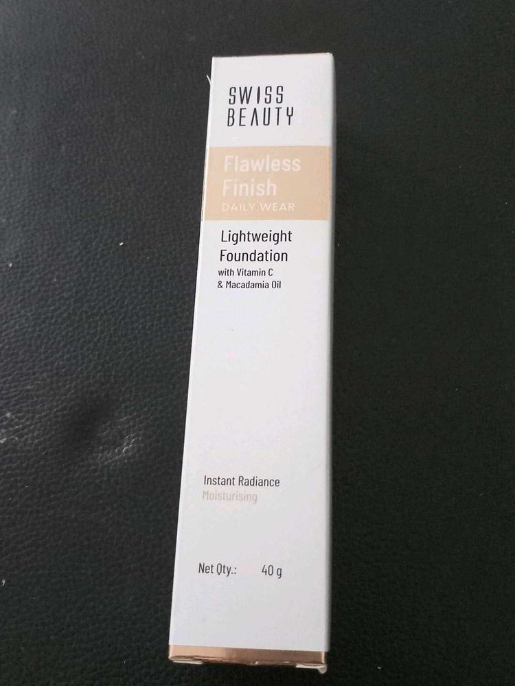 New Unused Swiss Beauty Lightweight Foundation