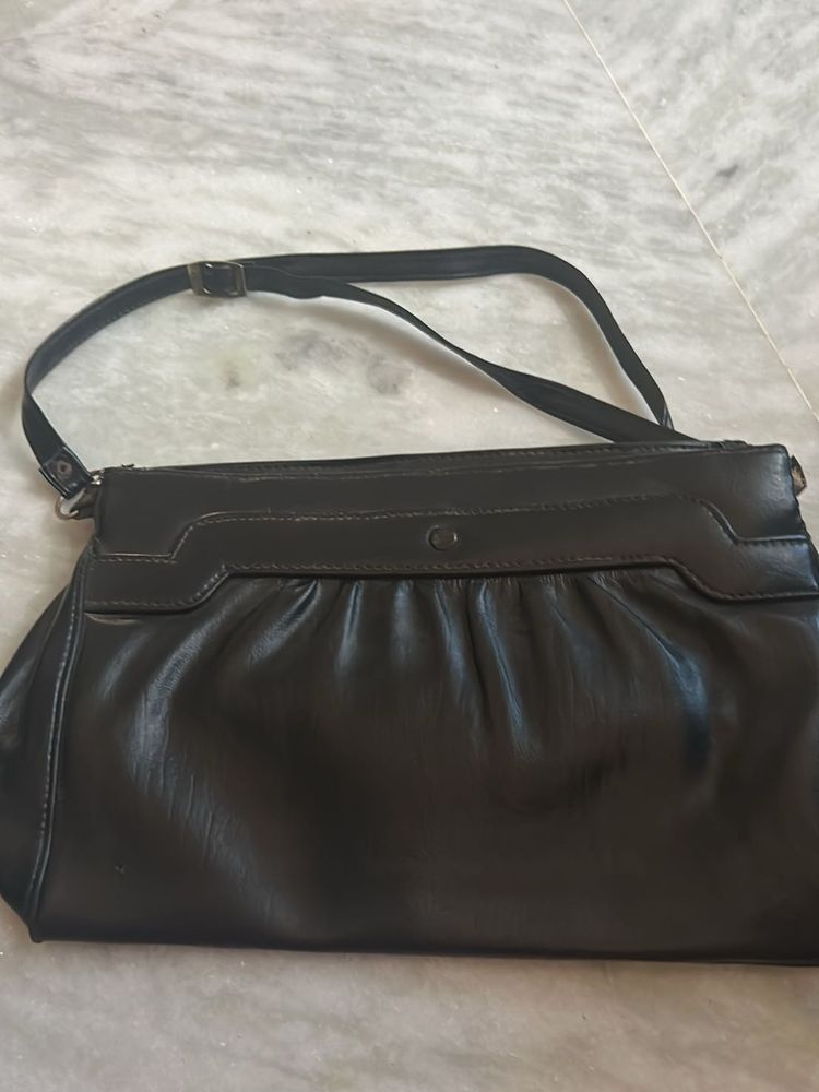 Elegant Black Pleated Shoulder Bag