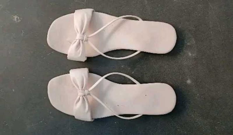 Cute Bow Sandals (available in black and blue too)